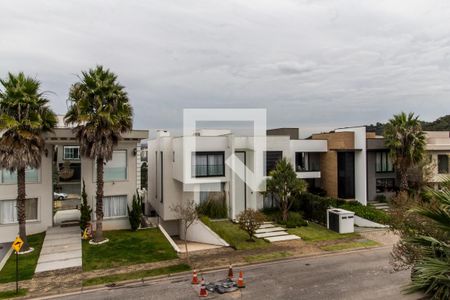 Casa de condomínio à venda com 567m², 5 quartos e 4 vagas Casa de condomínio à venda com 567m², 5 quartos e 4 vagasVista da Suíte