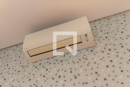 Casa de condomínio à venda com 567m², 5 quartos e 4 vagas Casa de condomínio à venda com 567m², 5 quartos e 4 vagasDetalhe