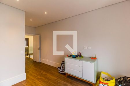 Casa de condomínio à venda com 567m², 5 quartos e 4 vagas Casa de condomínio à venda com 567m², 5 quartos e 4 vagasSuíte 4