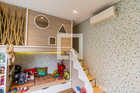 Casa de condomínio à venda com 567m², 5 quartos e 4 vagas Casa de condomínio à venda com 567m², 5 quartos e 4 vagasBrinquedoteca