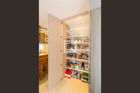 Casa de condomínio à venda com 567m², 5 quartos e 4 vagas Casa de condomínio à venda com 567m², 5 quartos e 4 vagasDetalhe da cozinha