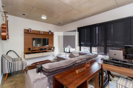 Sala de Estar de apartamento à venda com 2 quartos, 70m² em Vila Regente Feijó, São Paulo