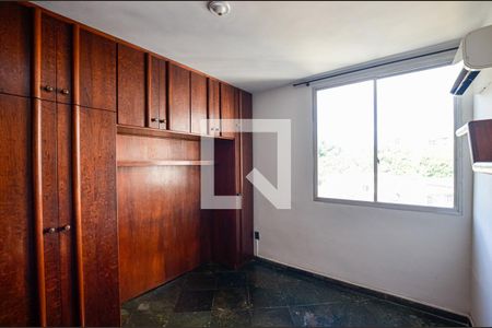 Quarto 2 de apartamento para alugar com 2 quartos, 70m² em Fonseca, Niterói