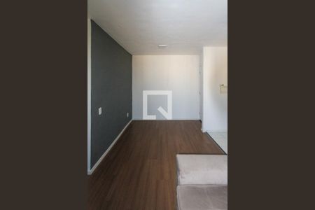 Sala de apartamento para alugar com 2 quartos, 44m² em Jardim Imperador (zona Leste), São Paulo