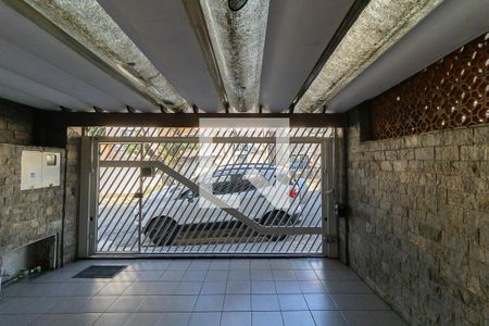 Vista do Quarto 1 de casa para alugar com 3 quartos, 100m² em Vila Brasílio Machado, São Paulo