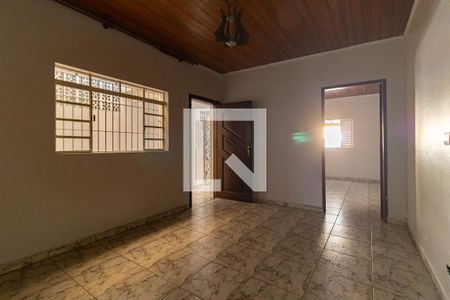 Sala de casa para alugar com 3 quartos, 100m² em Vila Brasílio Machado, São Paulo