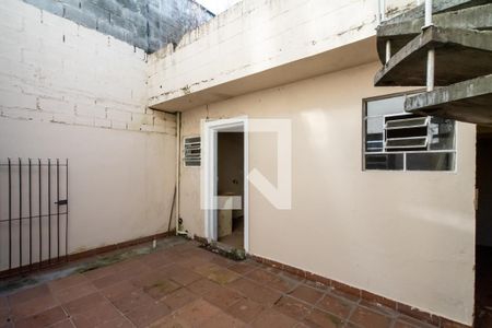 Casa à venda com 157m², 3 quartos e 2 vagas Casa à venda com 157m², 3 quartos e 2 vagasQuintal