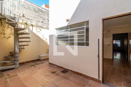 Casa à venda com 157m², 3 quartos e 2 vagas Casa à venda com 157m², 3 quartos e 2 vagasQuintal