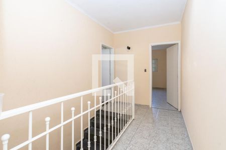 Casa à venda com 157m², 3 quartos e 2 vagas Casa à venda com 157m², 3 quartos e 2 vagasCorredor piso superior