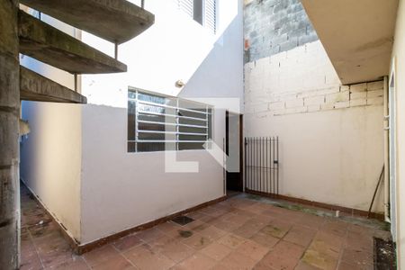 Casa à venda com 157m², 3 quartos e 2 vagas Casa à venda com 157m², 3 quartos e 2 vagasQuintal