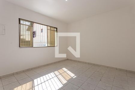 Quarto de casa para alugar com 1 quarto, 50m² em Vila Moraes, São Paulo