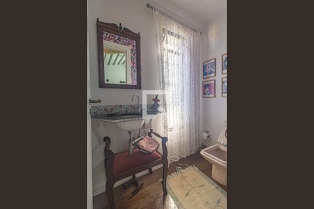 Lavabo de casa para alugar com 4 quartos, 350m² em Jardim Social, Curitiba
