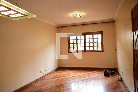 Quarto 1 de casa de condomínio para alugar com 3 quartos, 180m² em Jardim da Gloria, Cotia