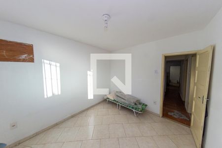 Quarto 1 de casa para alugar com 3 quartos, 180m² em Bento Ribeiro, Rio de Janeiro