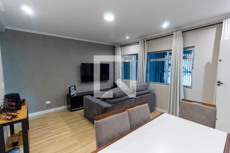 Sala de casa à venda com 2 quartos, 150m² em Jardim Fernandes, São Paulo
