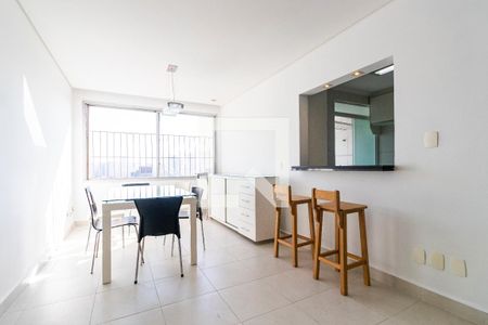 Apartamento à venda com 94m², 3 quartos e 1 vagaSala