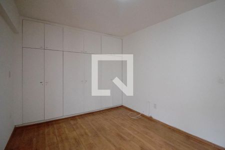 Suíte de apartamento para alugar com 2 quartos, 95m² em Vila Madalena, São Paulo