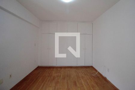 Suíte de apartamento para alugar com 2 quartos, 95m² em Vila Madalena, São Paulo