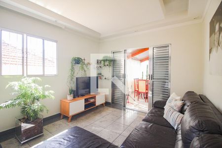 Sala de casa à venda com 3 quartos, 163m² em Vila Nivi, São Paulo