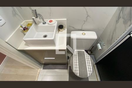 Banheiro  de apartamento à venda com 2 quartos, 50m² em Parque Bristol, São Paulo