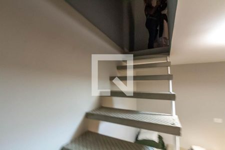 Escada de casa à venda com 3 quartos, 235m² em Taboão, São Bernardo do Campo