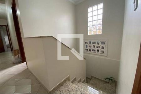 Casa à venda com 3 quartos, 146m² em Jardim Monte Kemel, São Paulo