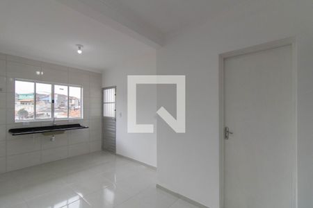 Sala / Cozinha de casa para alugar com 1 quarto, 40m² em Jardim Santa Cecilia, Guarulhos