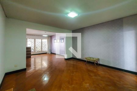 sala de casa para alugar com 4 quartos, 240m² em Vila Mariana, São Paulo