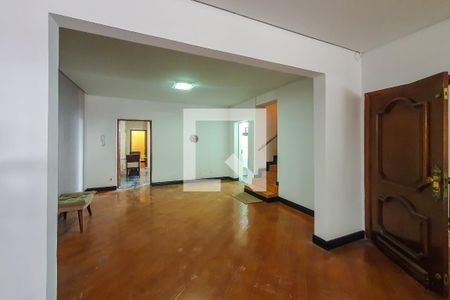 sala de casa para alugar com 4 quartos, 240m² em Vila Mariana, São Paulo