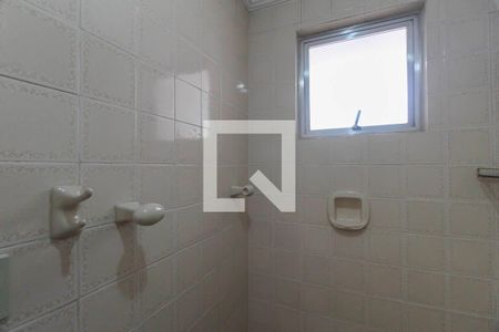 Banheiro de apartamento para alugar com 1 quarto, 41m² em Vila Ema, São Paulo