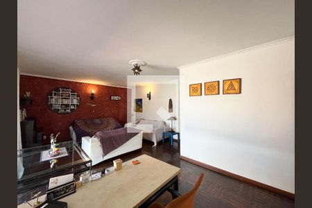 Sala de casa para alugar com 4 quartos, 300m² em Parque Jabaquara, São Paulo