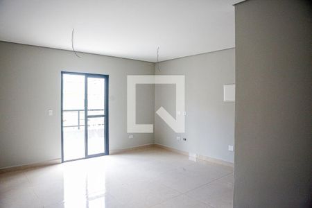 Sala de casa de condomínio à venda com 2 quartos, 100m² em Vila Pinheirinho, Santo André