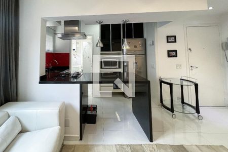 Sala de apartamento para alugar com 1 quarto, 60m² em Indianópolis, São Paulo