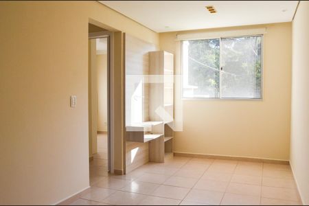Sala de apartamento à venda com 2 quartos, 46m² em Vila Trinta E Um de Março, Campinas