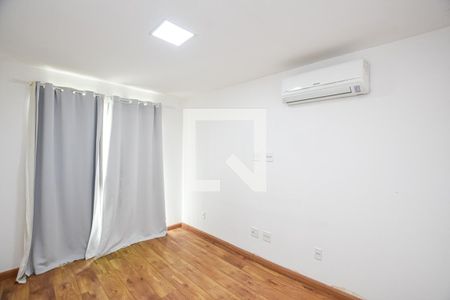 Quarto 1 de casa para alugar com 4 quartos, 200m² em Vila Progresso, Niterói