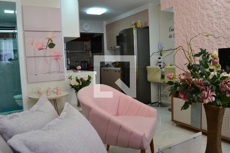 Sala de apartamento para alugar com 2 quartos, 59m² em Vila Urupês, Suzano