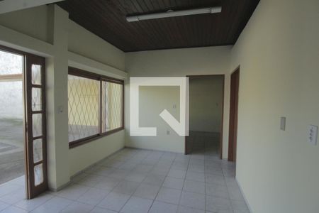 Sala de casa à venda com 3 quartos, 300m² em Sarandi, Porto Alegre