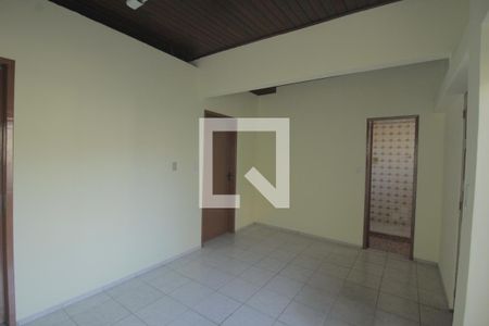 Sala de casa à venda com 3 quartos, 300m² em Sarandi, Porto Alegre