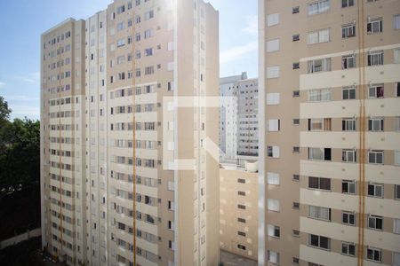 Vista Quarto 1 de apartamento para alugar com 2 quartos, 44m² em Jardim Íris, São Paulo