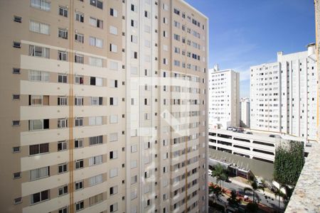 Vista da Sala de apartamento para alugar com 2 quartos, 44m² em Jardim Íris, São Paulo