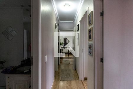 Corredor para quartos de apartamento para alugar com 3 quartos, 89m² em Vila Olímpia, São Paulo