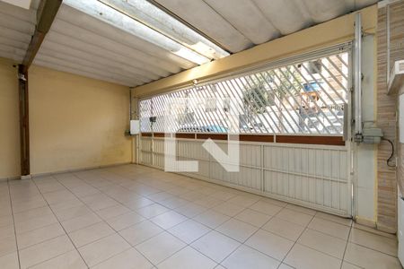Casa à venda com 240m², 3 quartos e 2 vagas Casa à venda com 240m², 3 quartos e 2 vagasGaragem