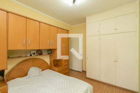 Casa à venda com 240m², 3 quartos e 2 vagas Casa à venda com 240m², 3 quartos e 2 vagasQuarto 2