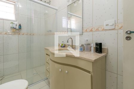 Casa à venda com 240m², 3 quartos e 2 vagas Casa à venda com 240m², 3 quartos e 2 vagasBanheiro