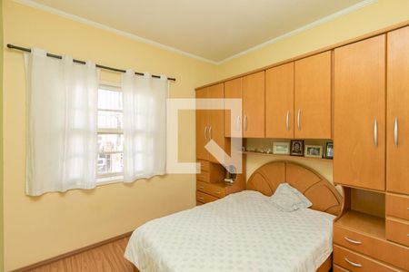 Casa à venda com 240m², 3 quartos e 2 vagas Casa à venda com 240m², 3 quartos e 2 vagasQuarto 2