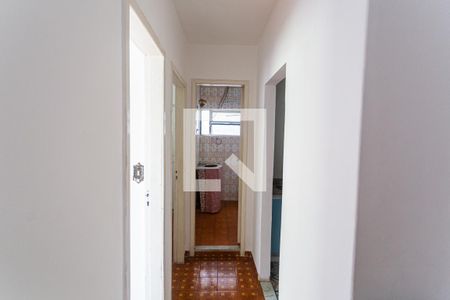 Corredor de apartamento para alugar com 2 quartos, 55m² em Centro, Belo Horizonte