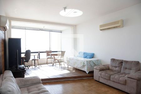 Sala de apartamento à venda com 4 quartos, 148m² em Centro Histórico, Porto Alegre