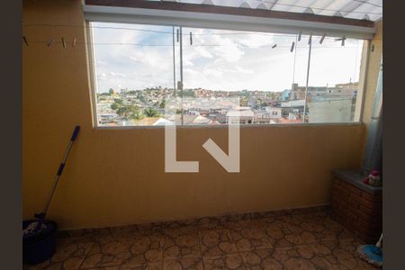 Casa à venda com 300m², 6 quartos e 3 vagas Casa à venda com 300m², 6 quartos e 3 vagasLavanderia