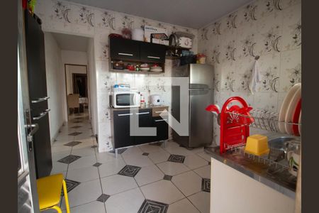 Casa à venda com 300m², 6 quartos e 3 vagas Casa à venda com 300m², 6 quartos e 3 vagascozinha casa 1