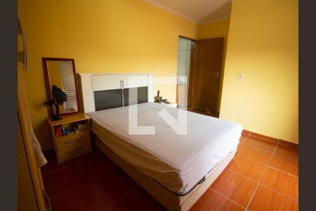 Casa à venda com 300m², 6 quartos e 3 vagas Casa à venda com 300m², 6 quartos e 3 vagasQuarto/ Suíte casa 2